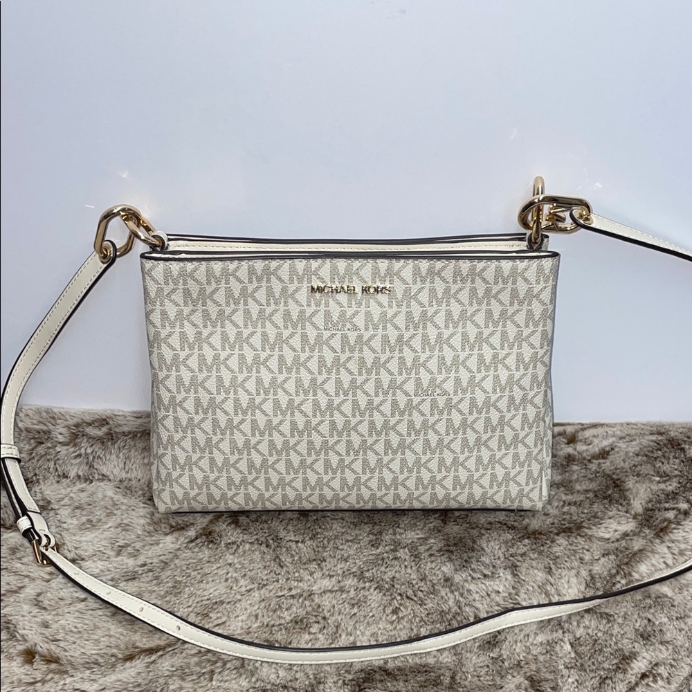 Michael Kors ‘Trisha’ Medium Triple Compartment Crossbody
